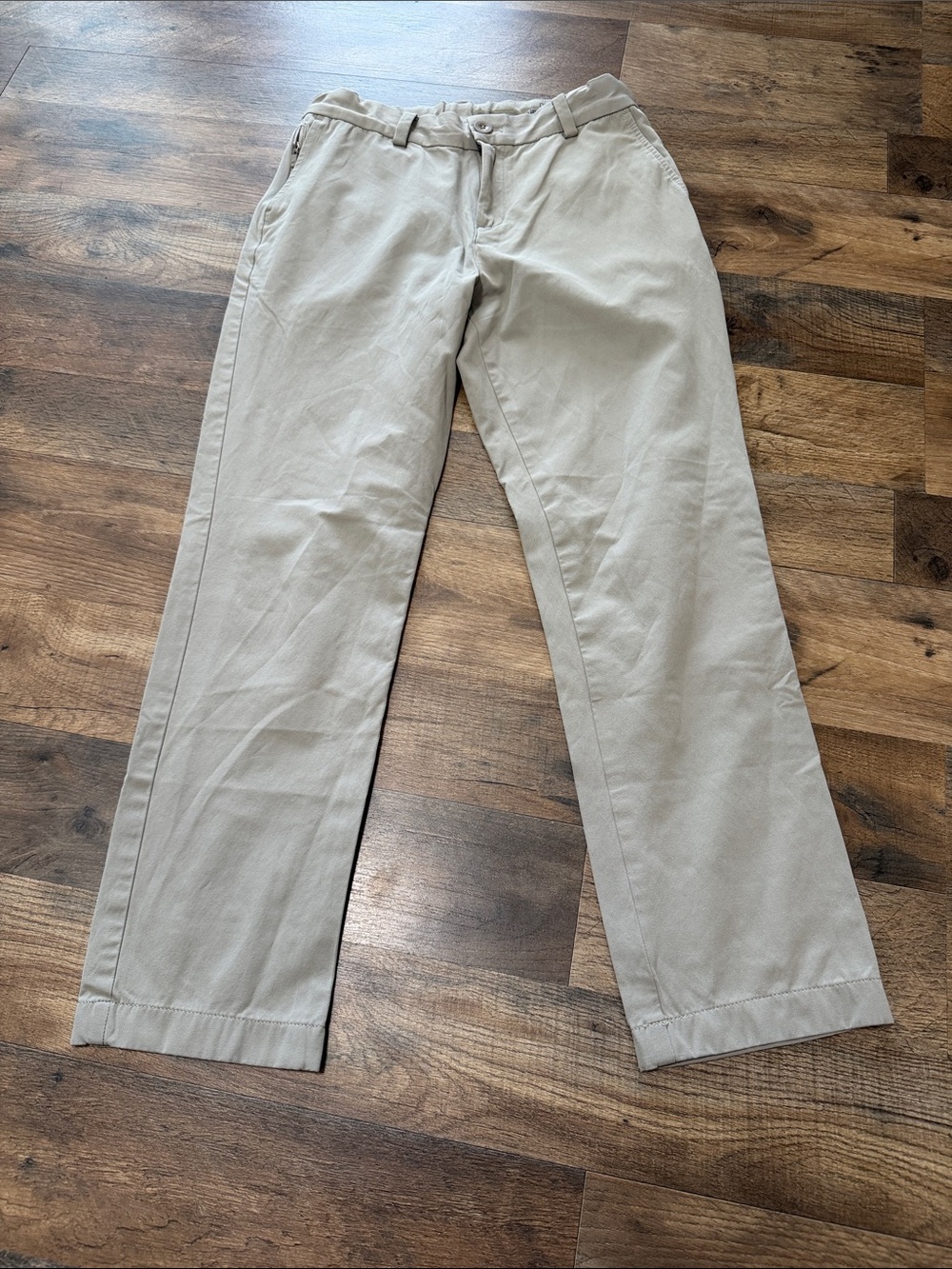 Vineyard Vines performance pants